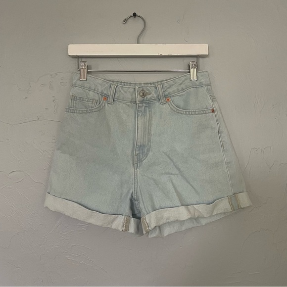 Mango Blue Jean Shorts High-Waisted Vintage Style Cuffed Hem sz 4 - Picture 1 of 3